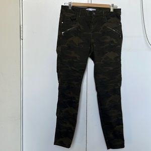 Zara Camo pants